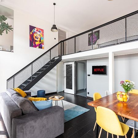 2-Level Apartments On Krizikova Near The Metro 프라하 외부 사진